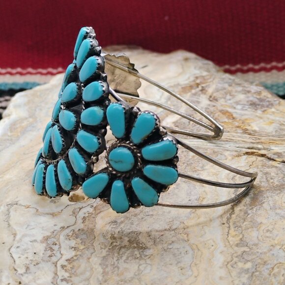 Vtg Native Michael Mendoza Zuni Needlepoint Turquoise Cluster Cuff Bracelet - Picture 6 of 11